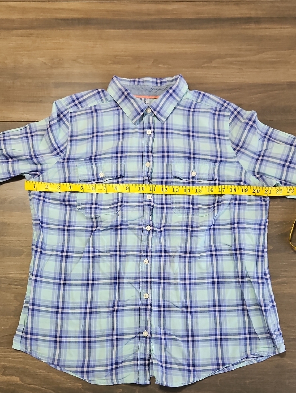 St. John's Bay Light Blue Navy Plaid Button-Down Lightweight Cotton Shirt Large - Picture 10 of 11